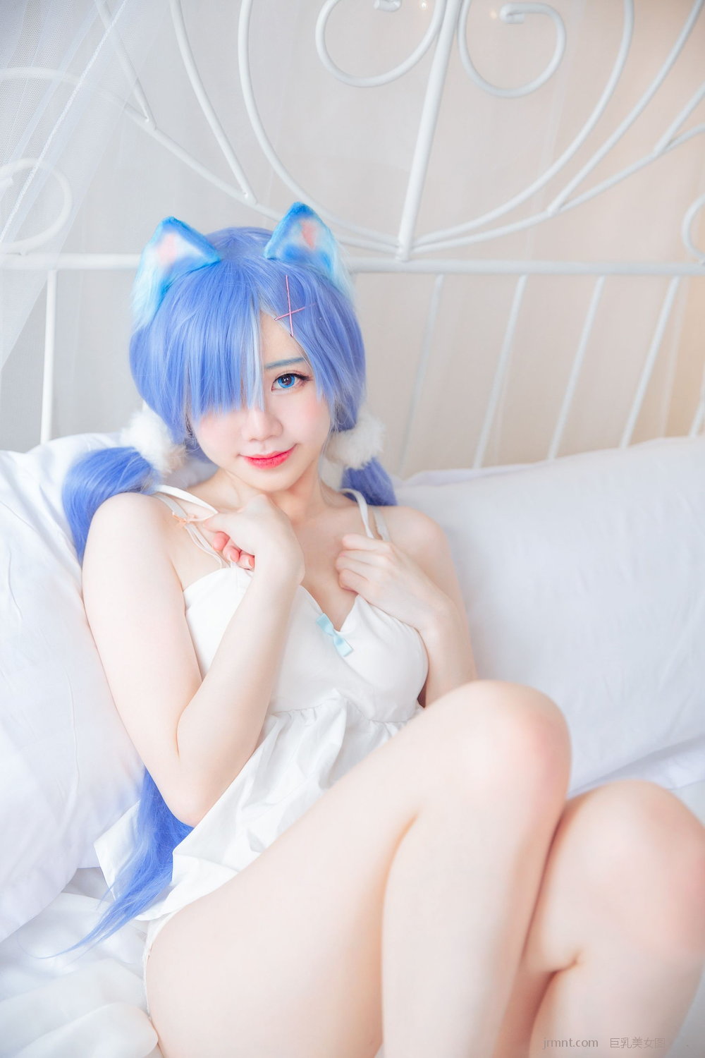 Kitty/49P ] [Coser  ΰ͸ allyDorasnow  em White P.7