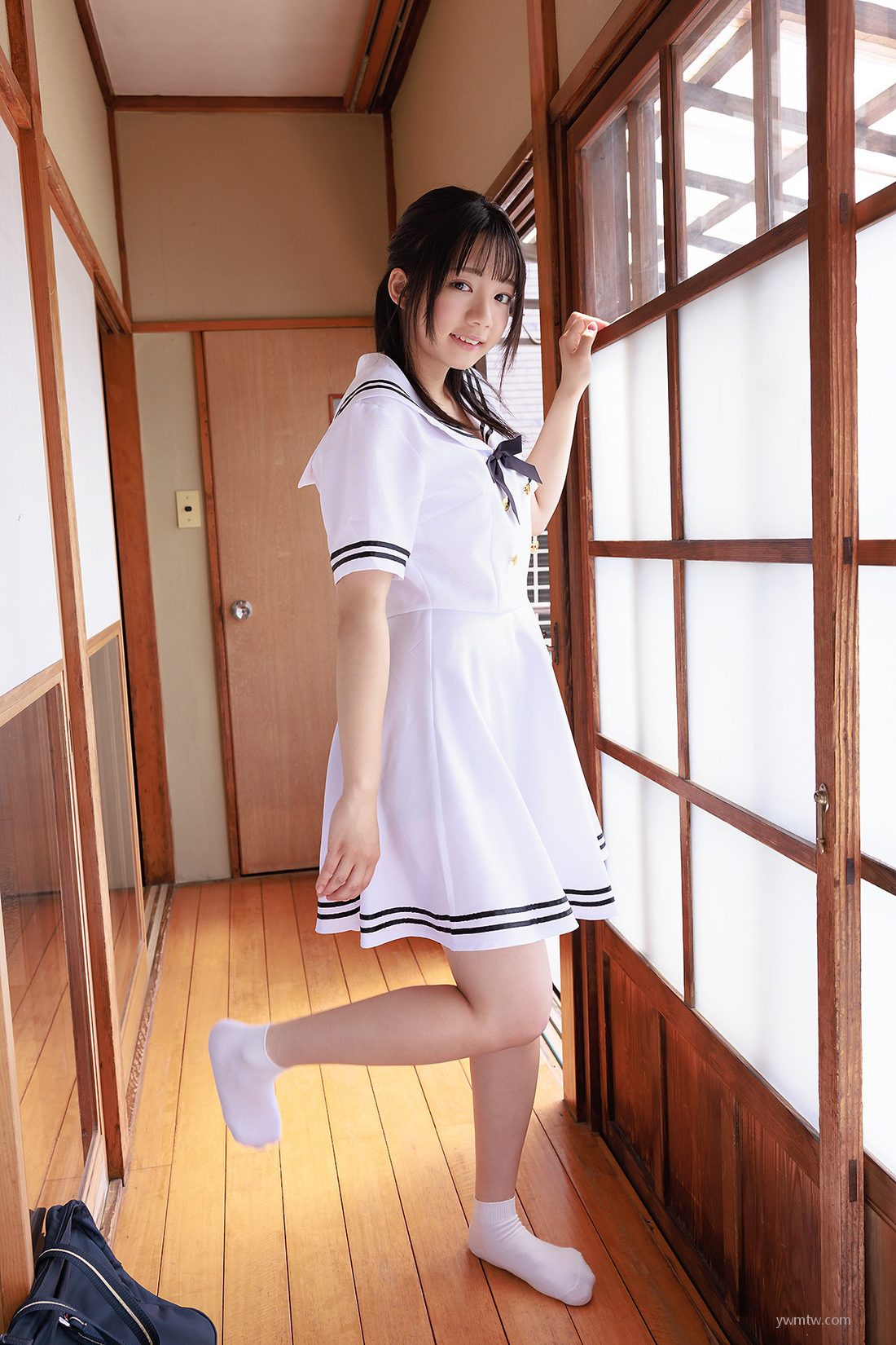 Yuki 1 ͼ Ӱ 01 Hinano պŮ Set [Minisuka] Regular Gallery ľҤʤ  P.5